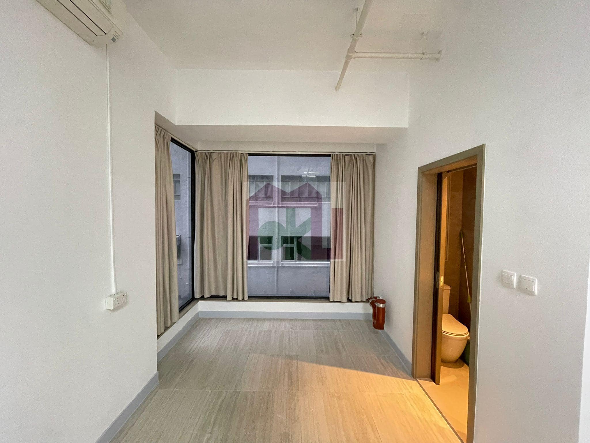 W212のブル或物件の写真